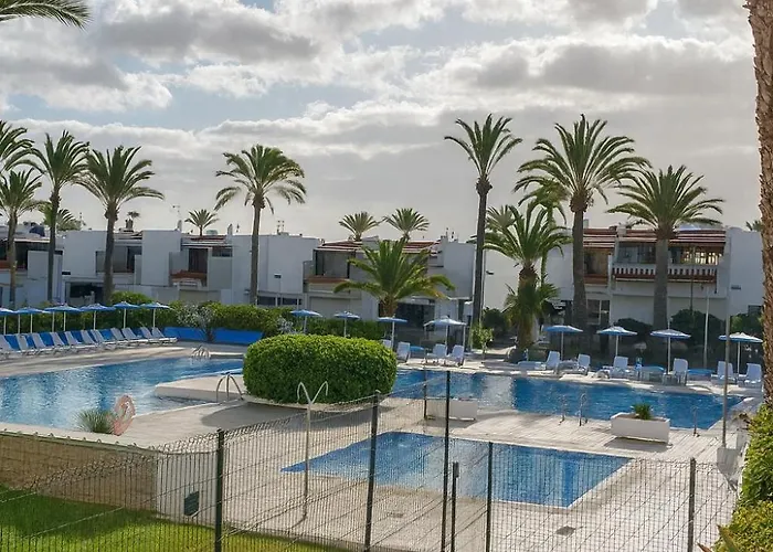 Cozy Garden Apartment Las Galletas *